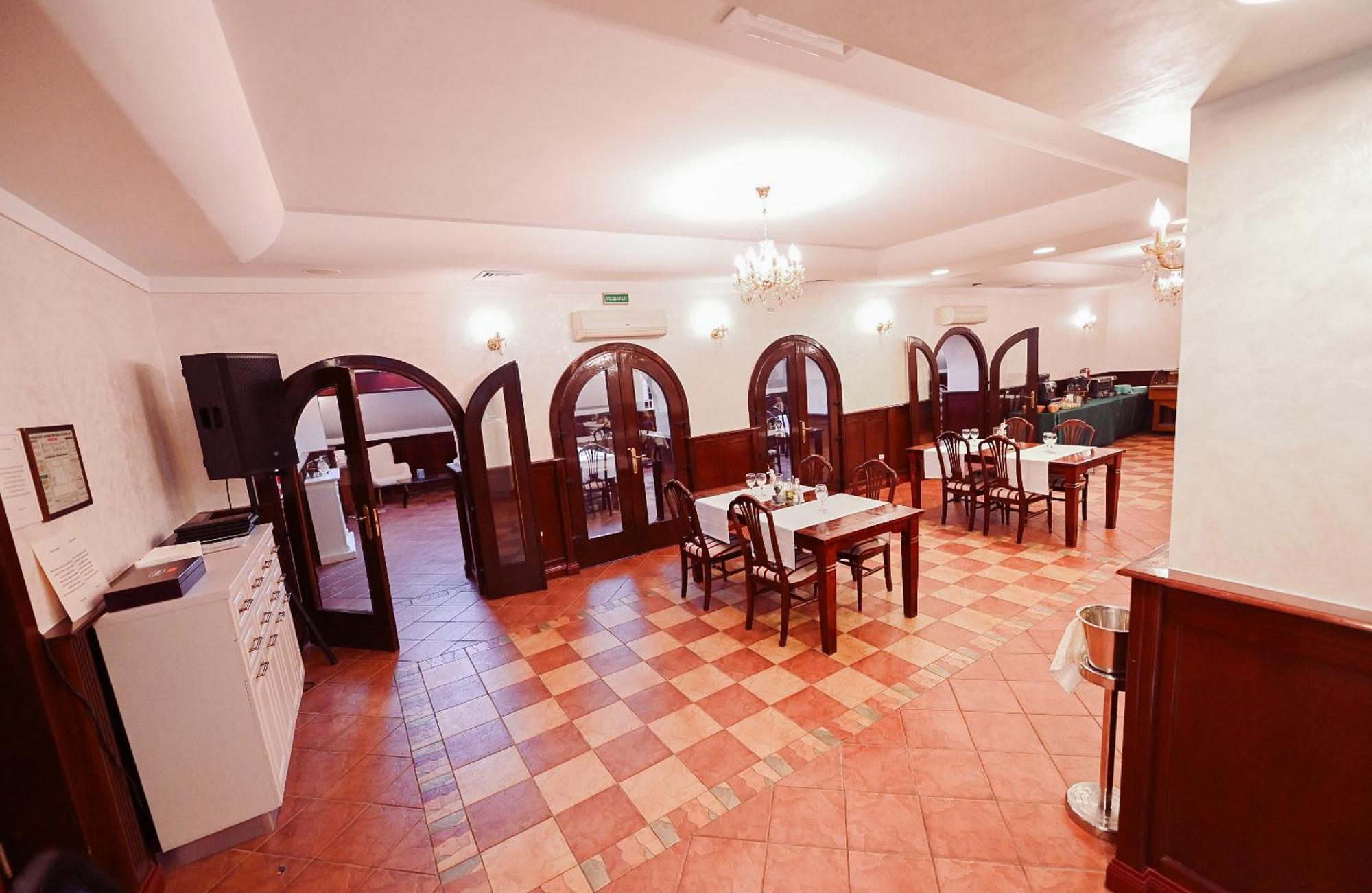 Hotel Conacul Domnesc Scheia Exterior foto