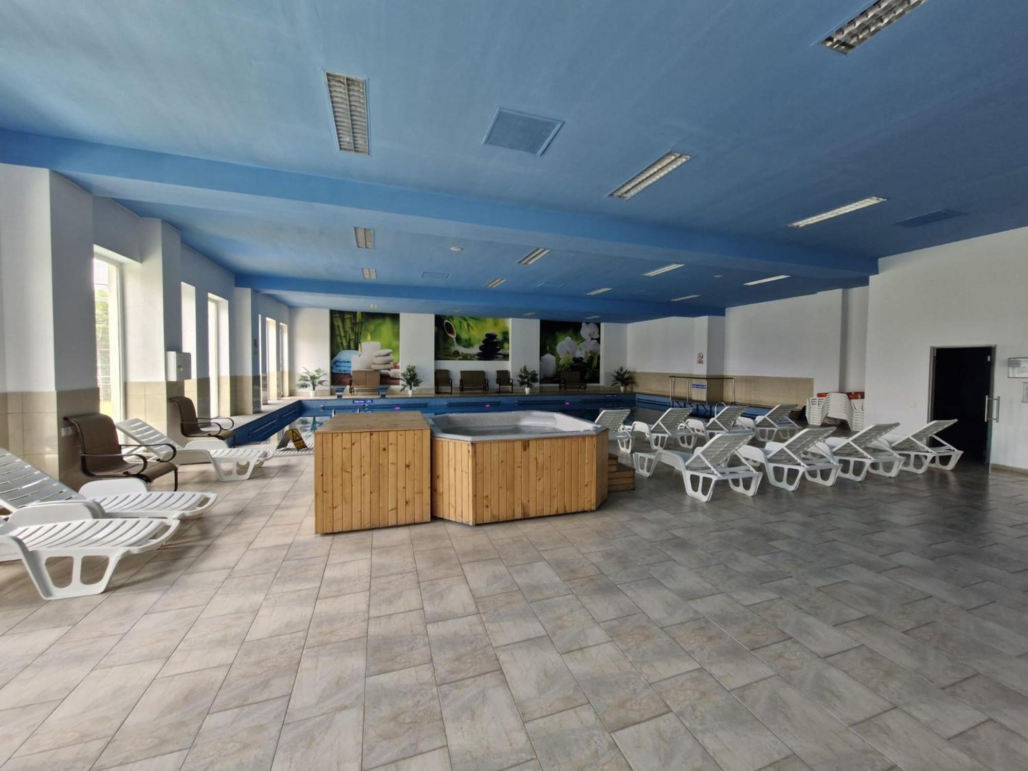 Hotel Conacul Domnesc Scheia Exterior foto